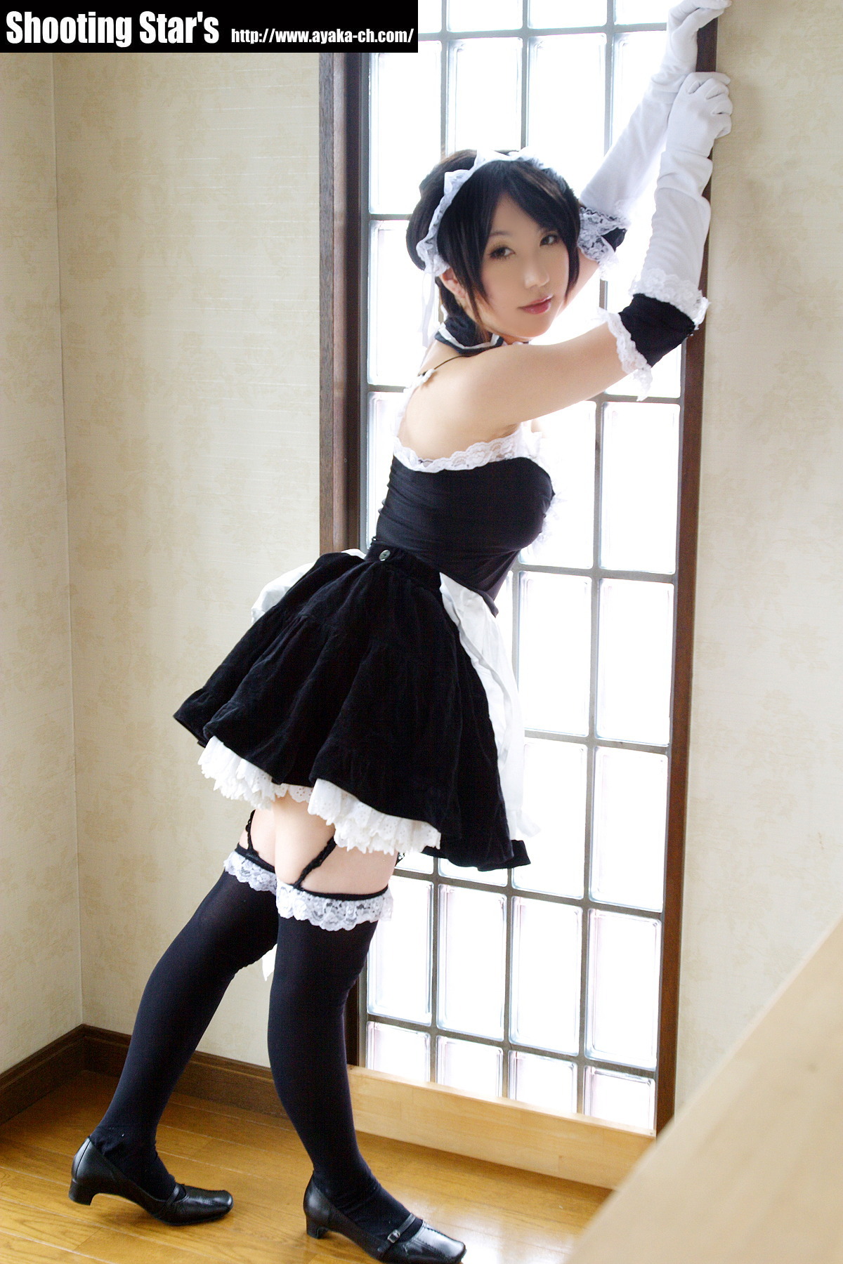 [Cosplay]  Sexy Maid with big boobs 2